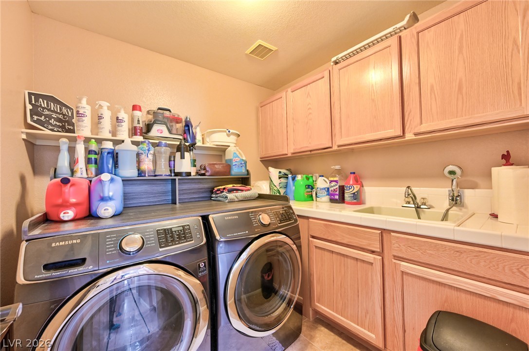 4925 Whisper Lake Avenue Property Photo 18