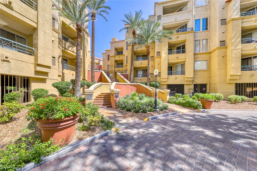 210 East Flamingo Road 421 Property Photo 43