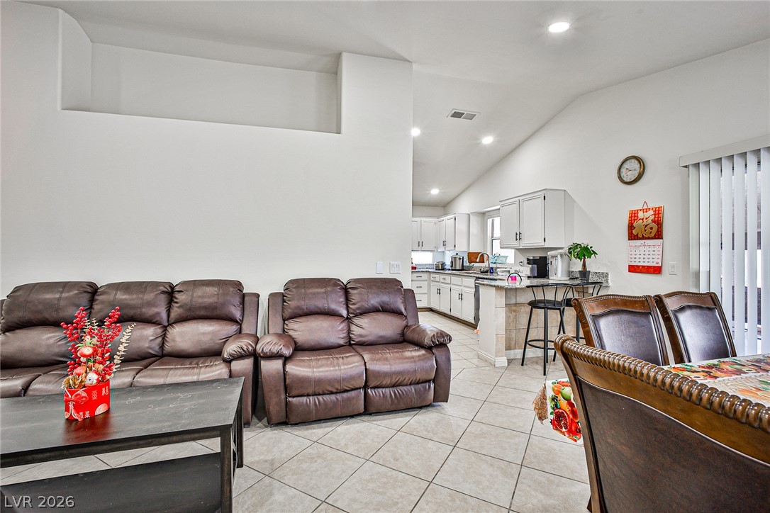 5519 Night Swim Lane Property Photo 8