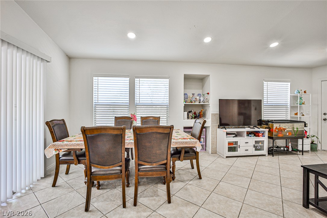 5519 Night Swim Lane Property Photo 9