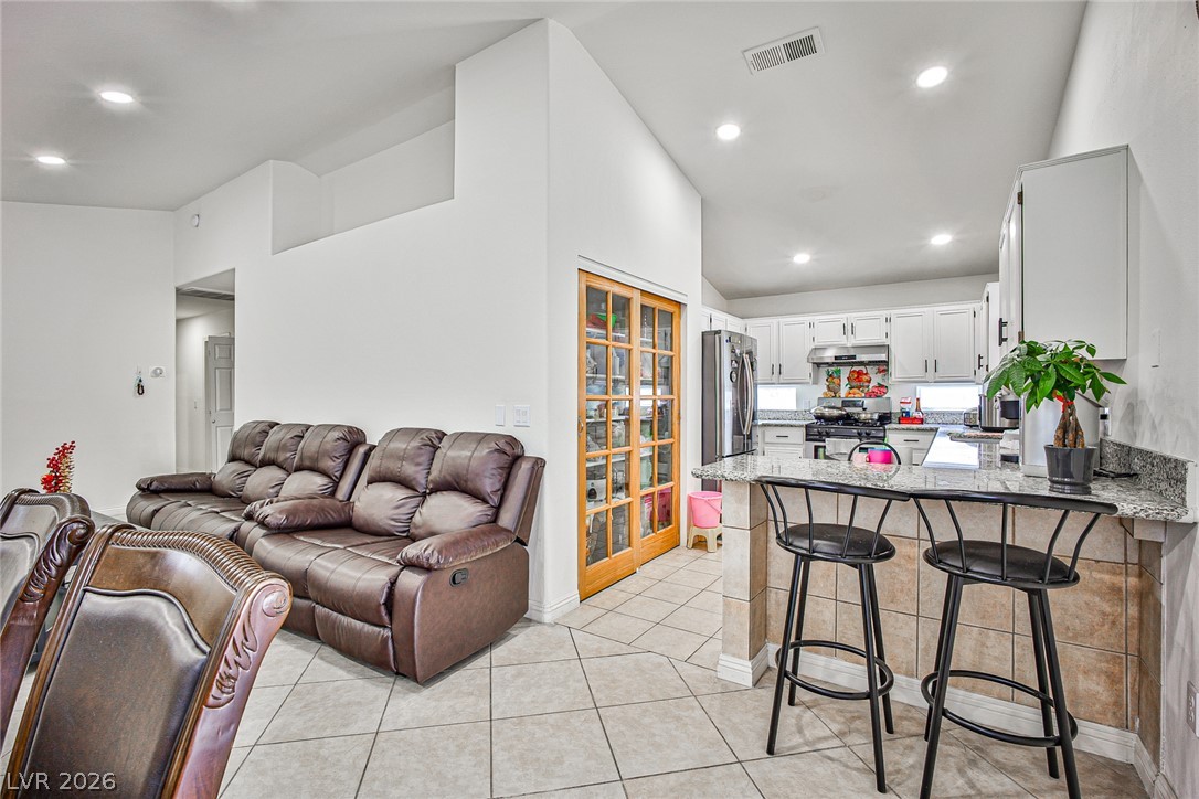 5519 Night Swim Lane Property Photo 11