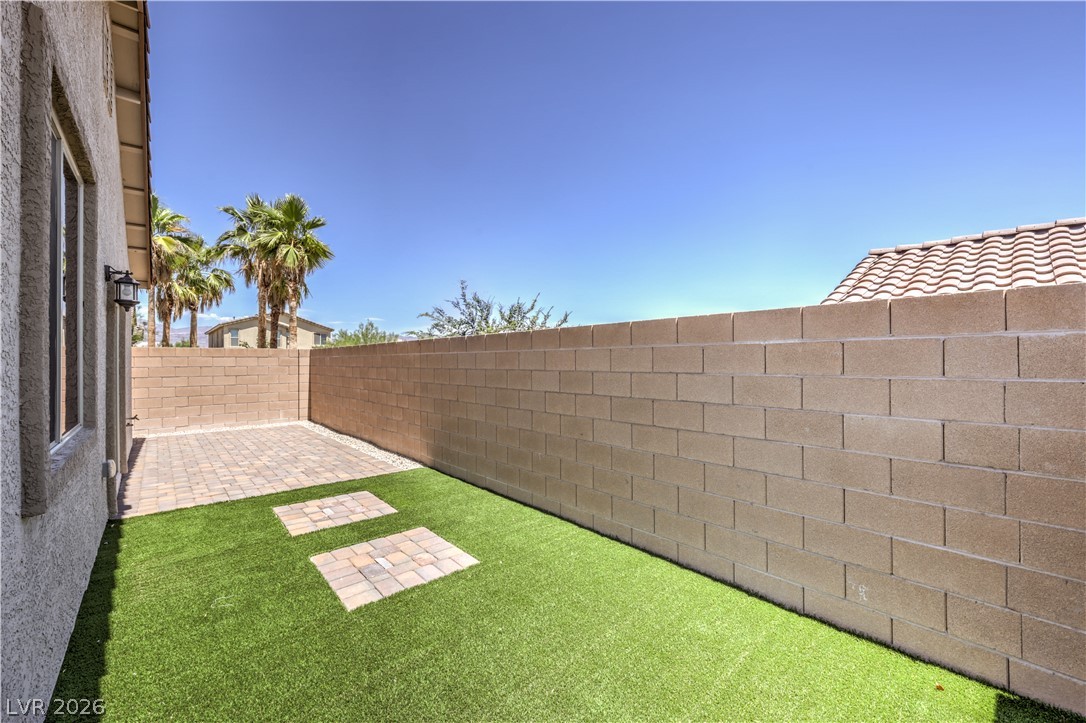 5722 Old Pine Street Property Photo 32