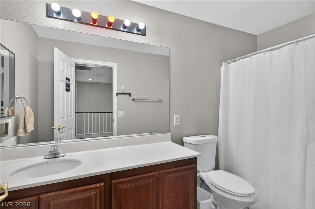1035 Devon Lake Street Property Photo 40