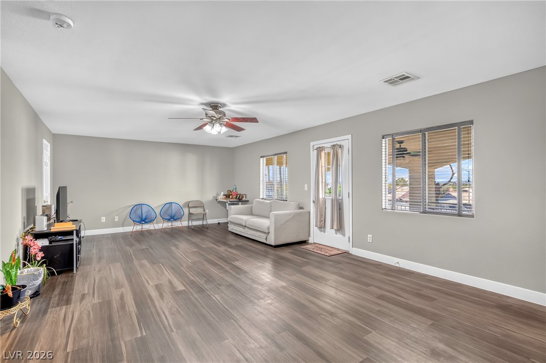 1035 Devon Lake Street Property Photo 51