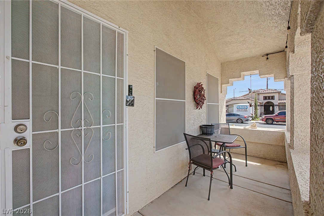 4316 Blushed Meadows Road Property Photo 5