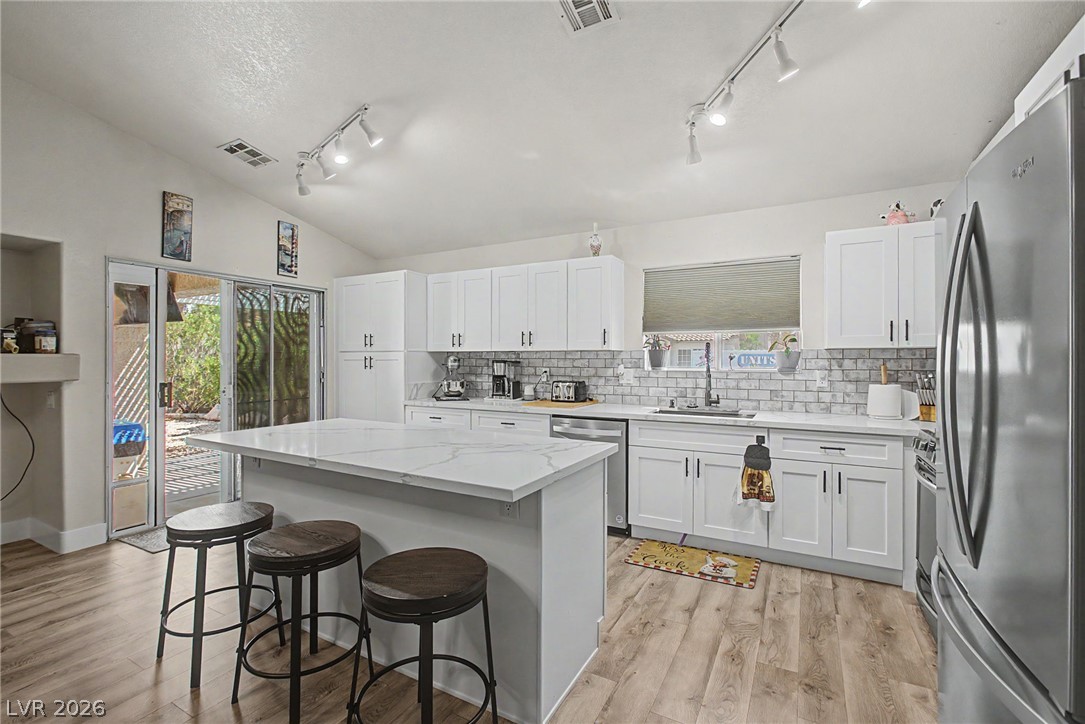4316 Blushed Meadows Road Property Photo 14