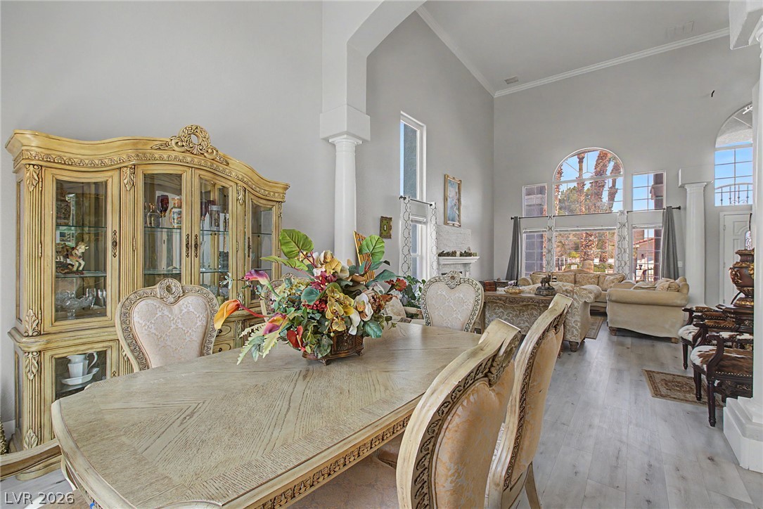 1931 Del Font Court Property Photo 15