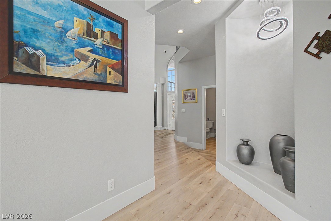 1931 Del Font Court Property Photo 21