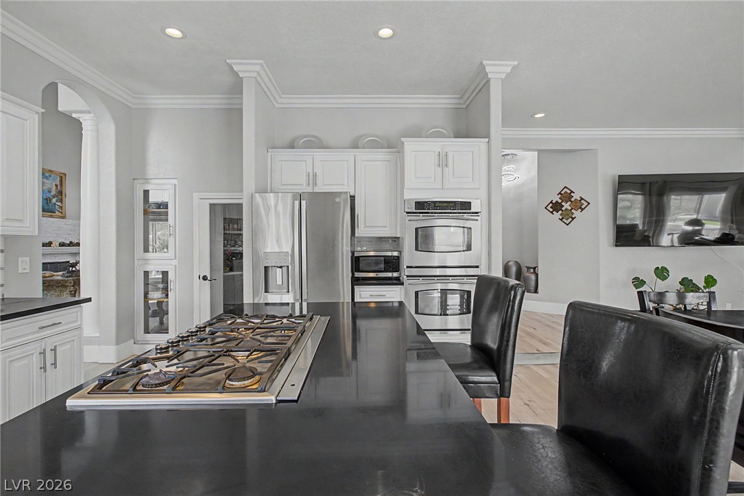 1931 Del Font Court Property Photo 24