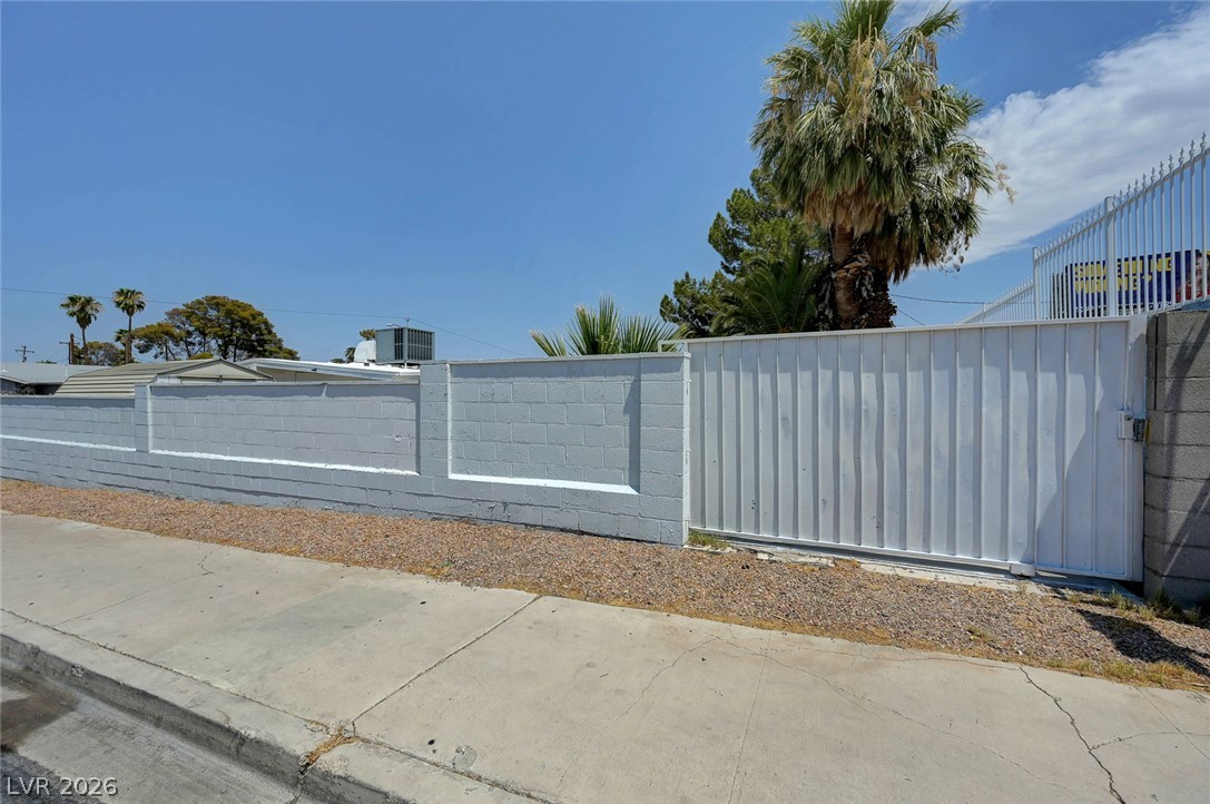 1516 San Pedro Avenue Property Photo 8