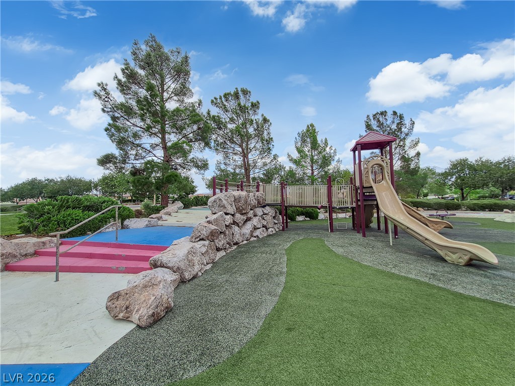 4448 Haven Falls Court Property Photo 29