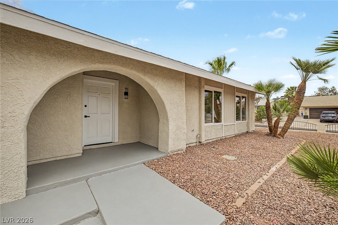 1402 Esther Drive Property Photo 5