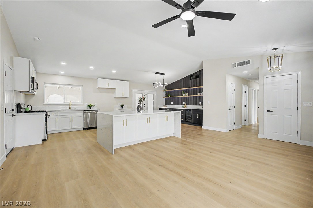 1402 Esther Drive Property Photo 9