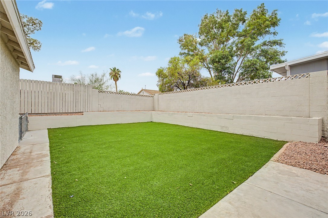 1402 Esther Drive Property Photo 28