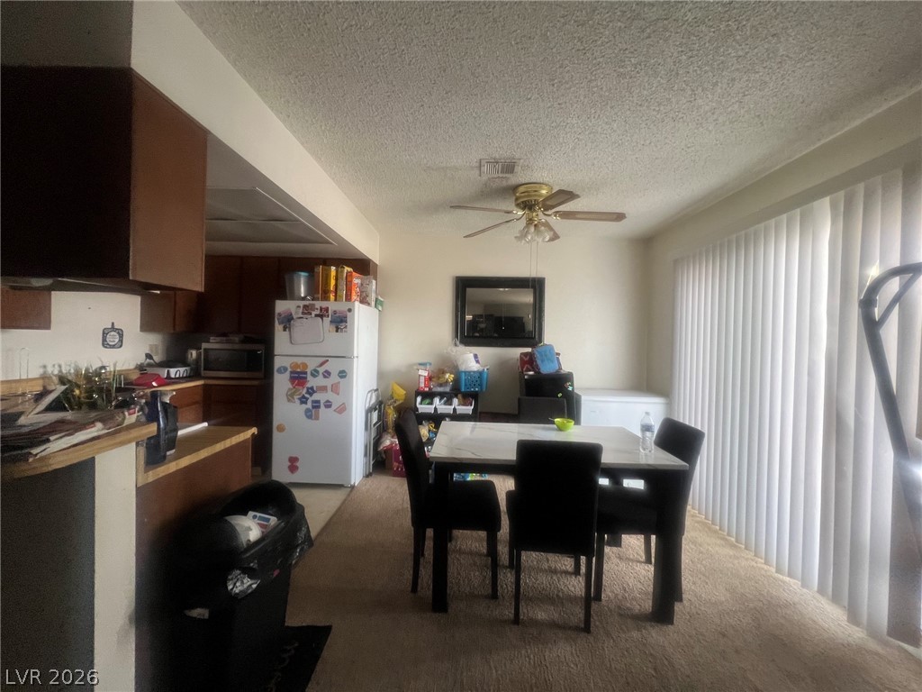 1461 Tamareno Circle C Property Photo 5