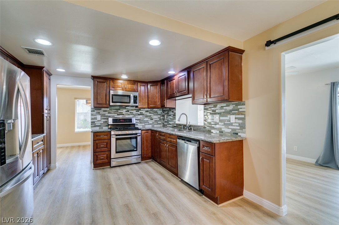 9800 Great Bend Drive Property Photo 18
