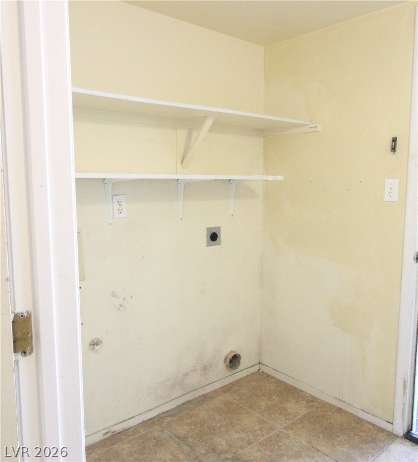 7721 Beach Falls Court Property Photo 9