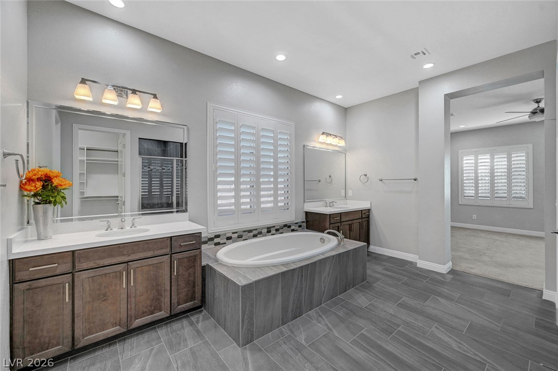 6709 Titanium Crest Street Property Photo 27
