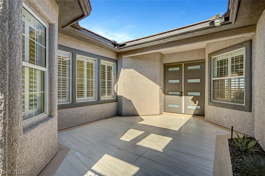4574 Fiore Bella Boulevard Property Photo 3