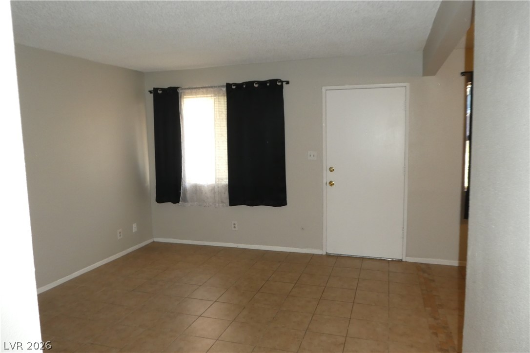 212 Orland Street 30 Property Photo 3