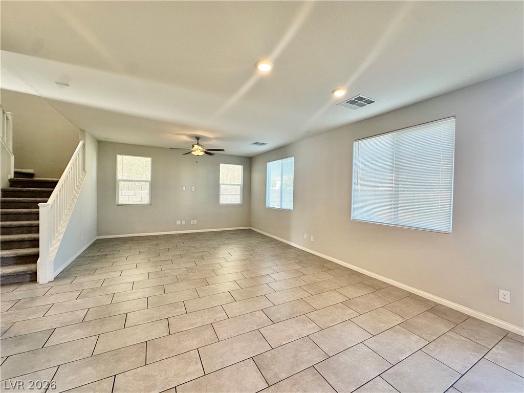 2646 Topaz Blue Street Property Photo 7