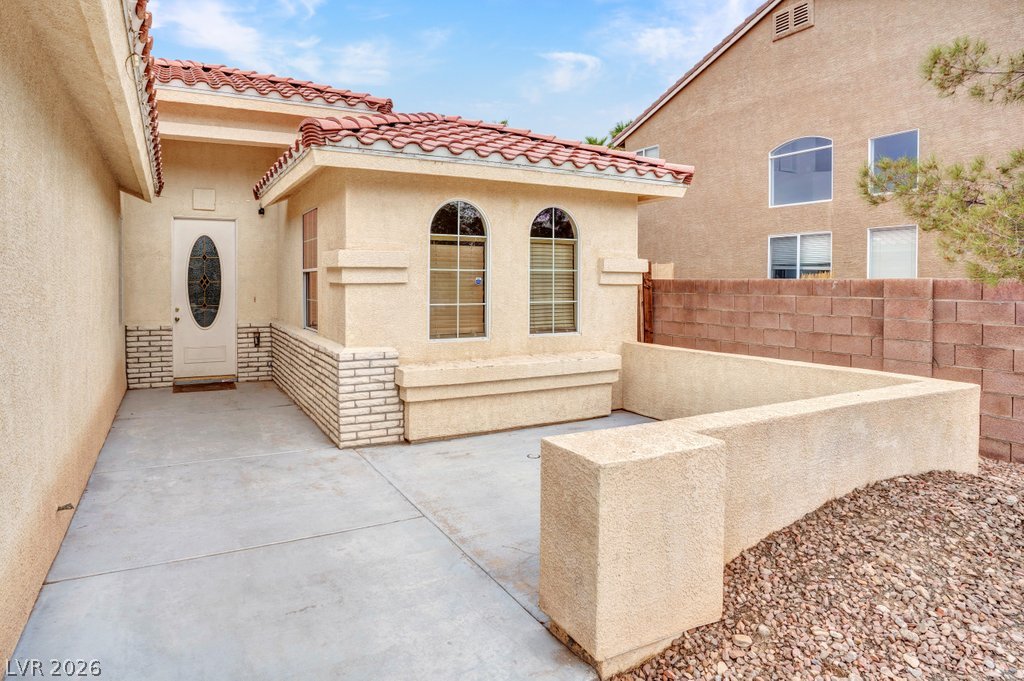 3726 Climbing Rose Street Property Photo 4