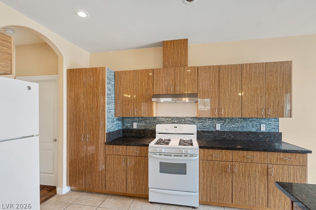 3726 Climbing Rose Street Property Photo 13
