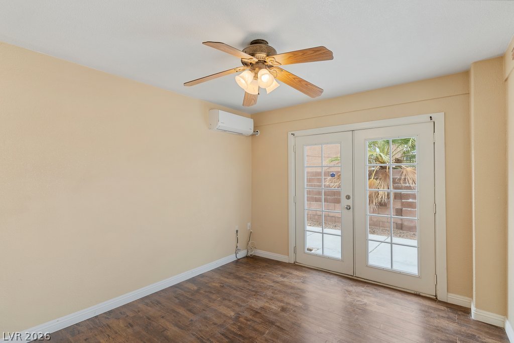 3726 Climbing Rose Street Property Photo 22