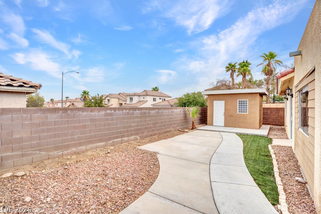 3726 Climbing Rose Street Property Photo 25