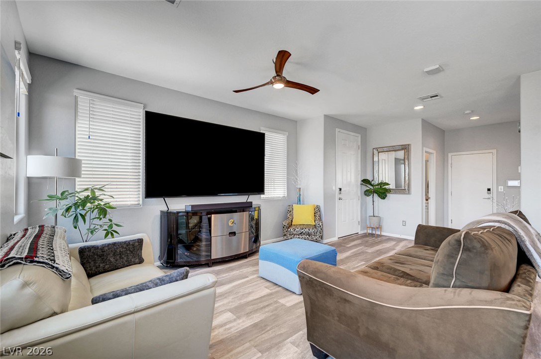 10840 Woods Hole Bay Street Property Photo 5