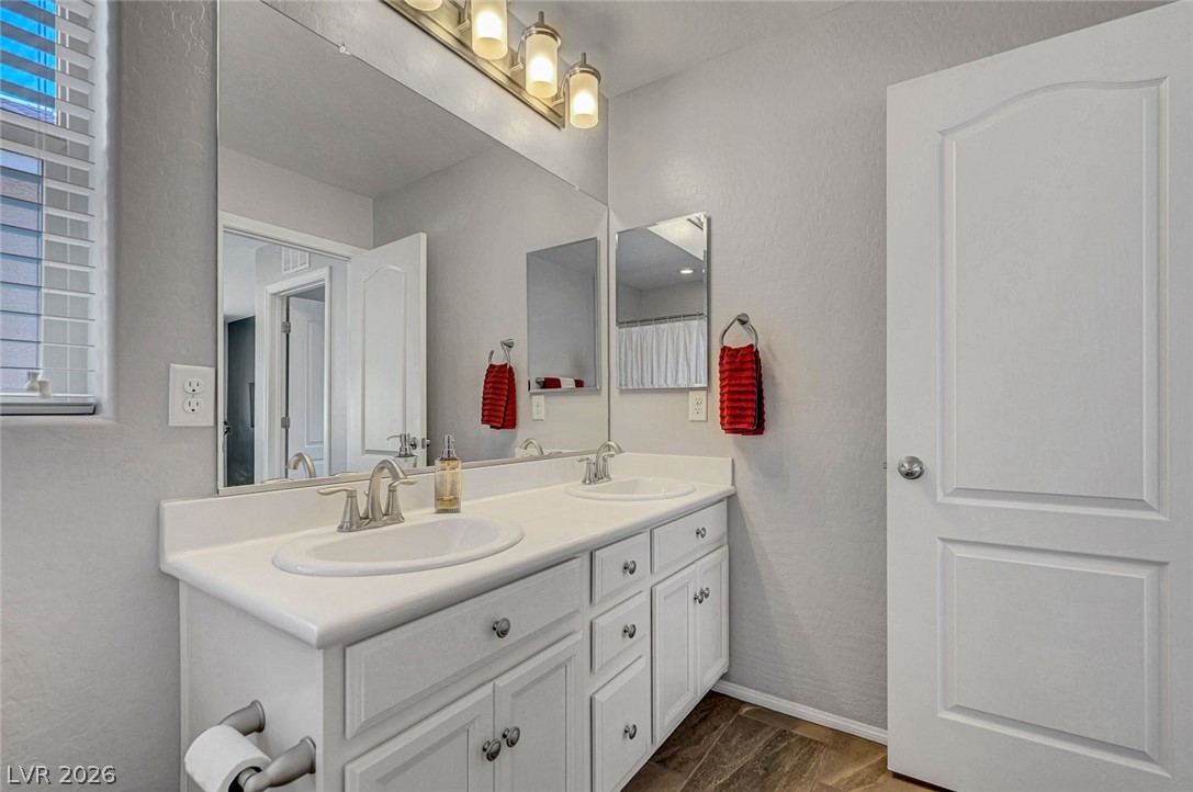 10840 Woods Hole Bay Street Property Photo 40
