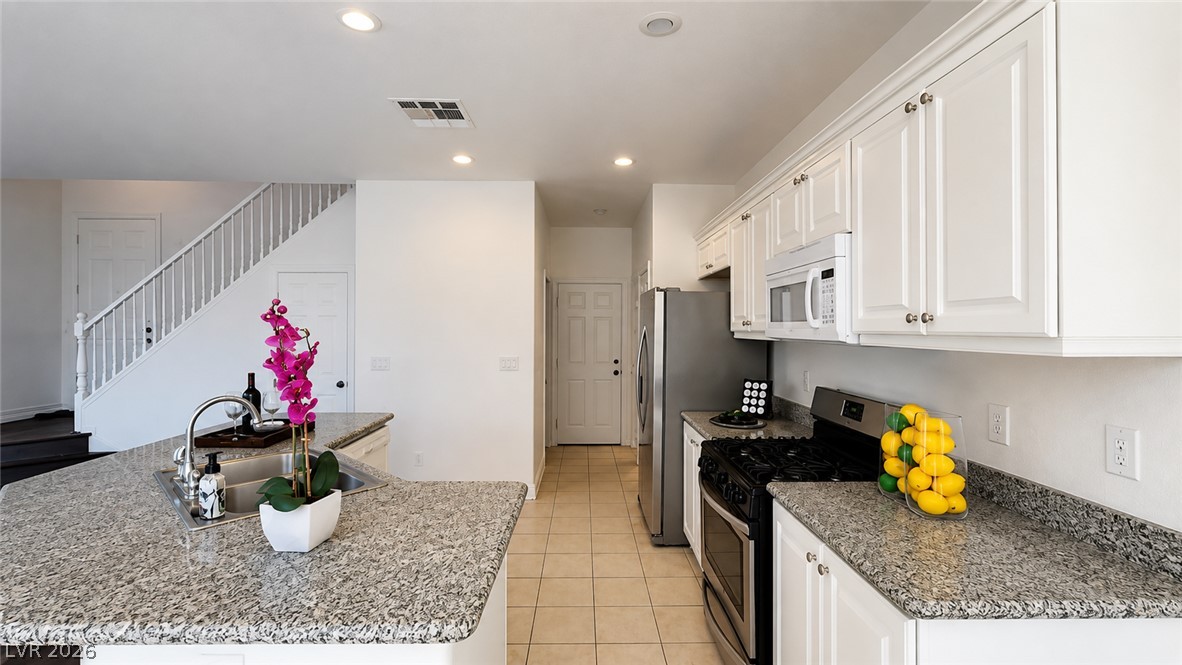 8083 Retriever Avenue Property Photo 6