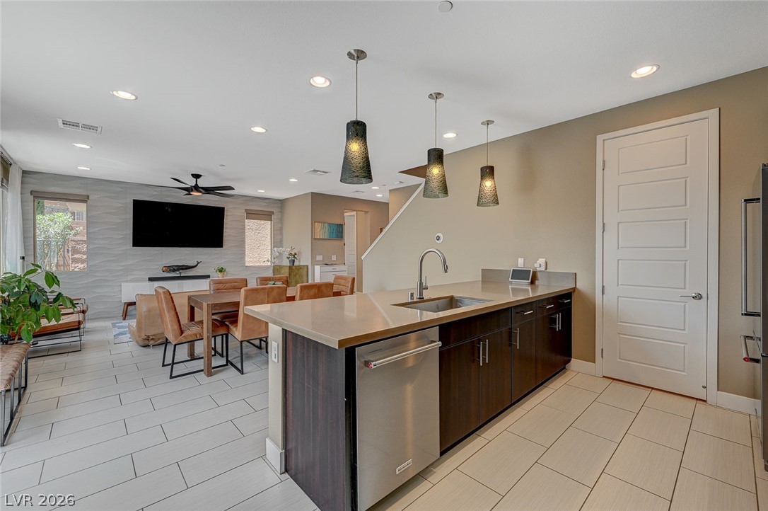 11375 Gravitation Drive Property Photo 17