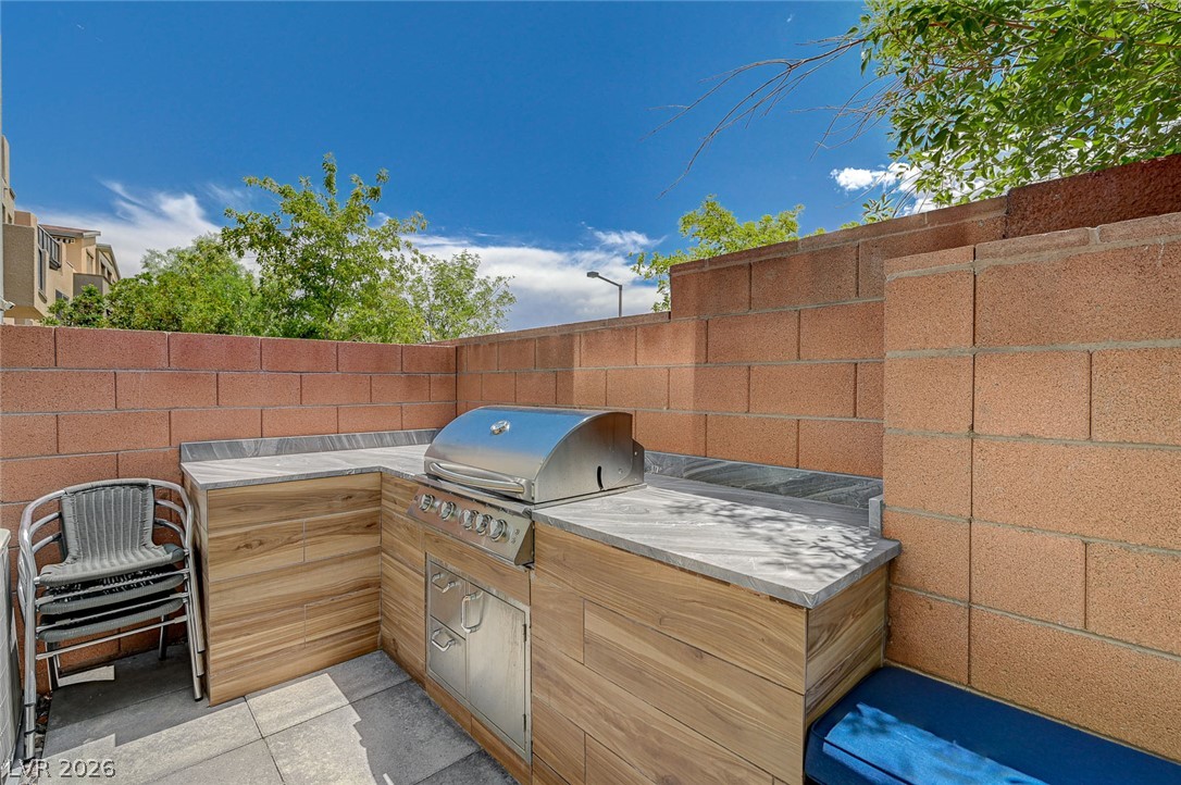 11375 Gravitation Drive Property Photo 23