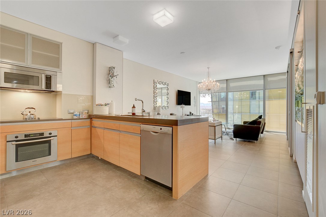 3722 Las Vegas Boulevard 2608 Property Photo 6