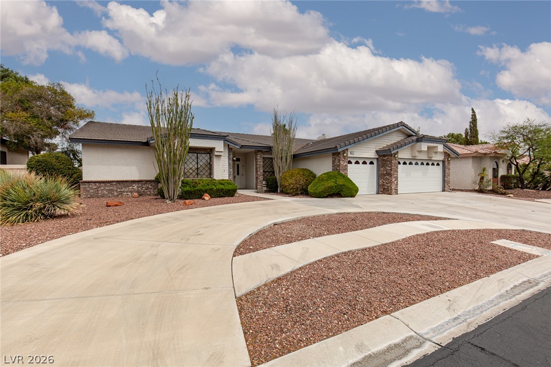 7512 Alamo Summit Drive Property Photo 2