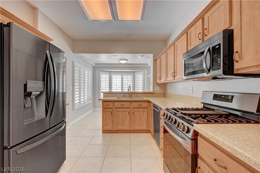10609 Paradise Point Drive Property Photo 6
