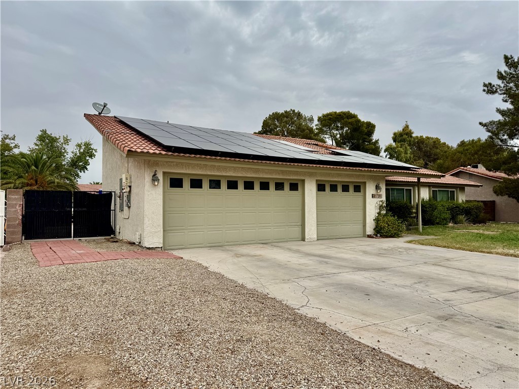 1720 Carlos Drive Property Photo 3