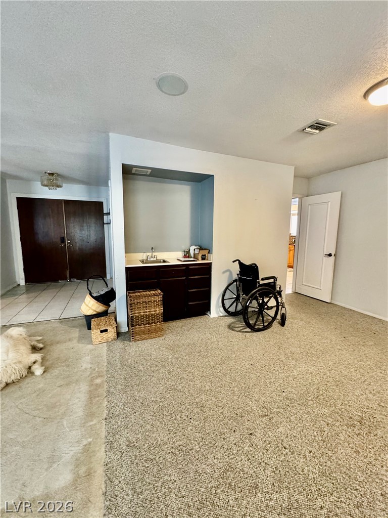 1720 Carlos Drive Property Photo 6