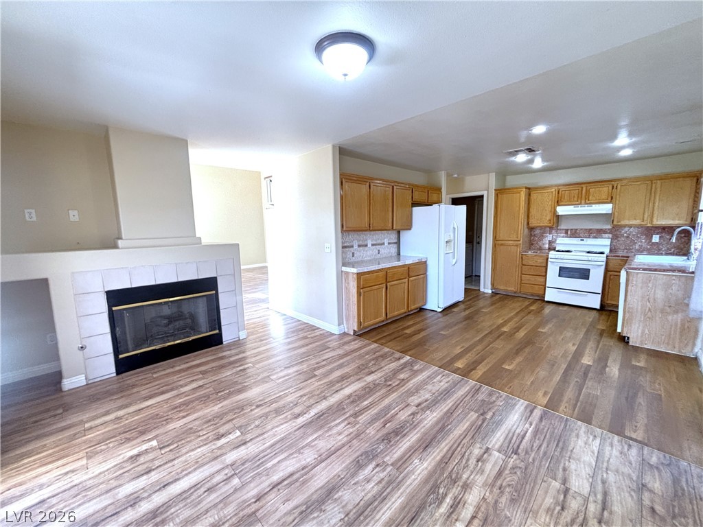 1324 Nugget Creek Drive Property Photo 11