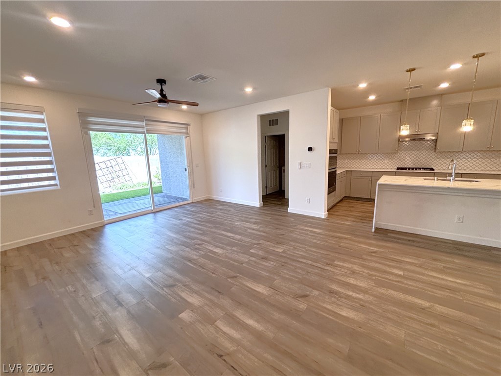 8948 Marigold Creek Street Property Photo 6