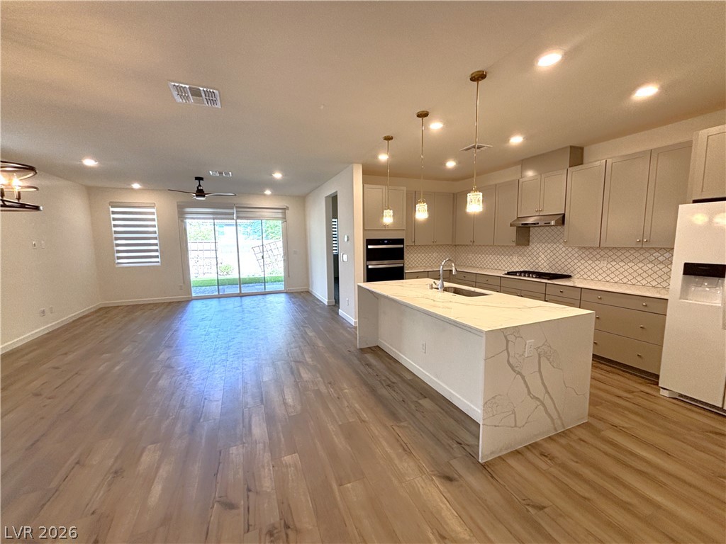 8948 Marigold Creek Street Property Photo 13