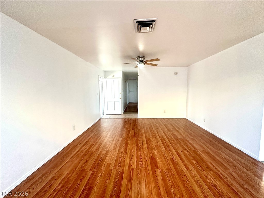 4694 Dennis Way Property Photo 6