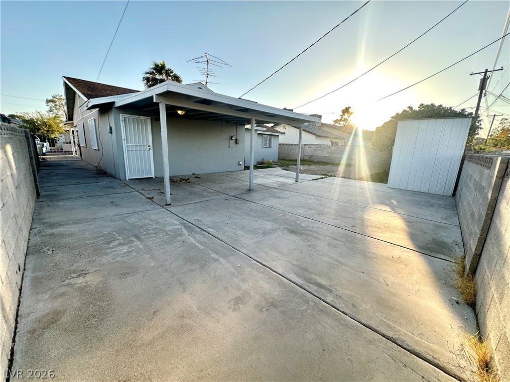4694 Dennis Way Property Photo 18