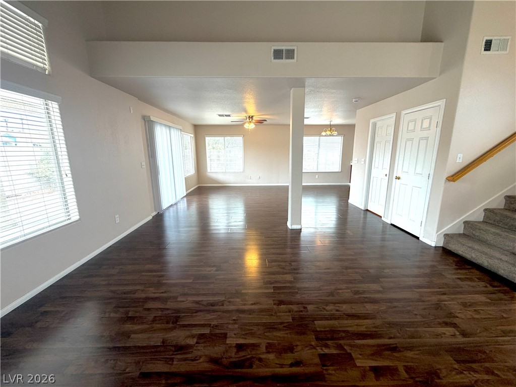 8346 Fame Avenue Property Photo 6