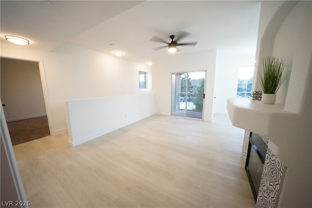 9050 West Warm Springs Road 2084 Property Photo 14