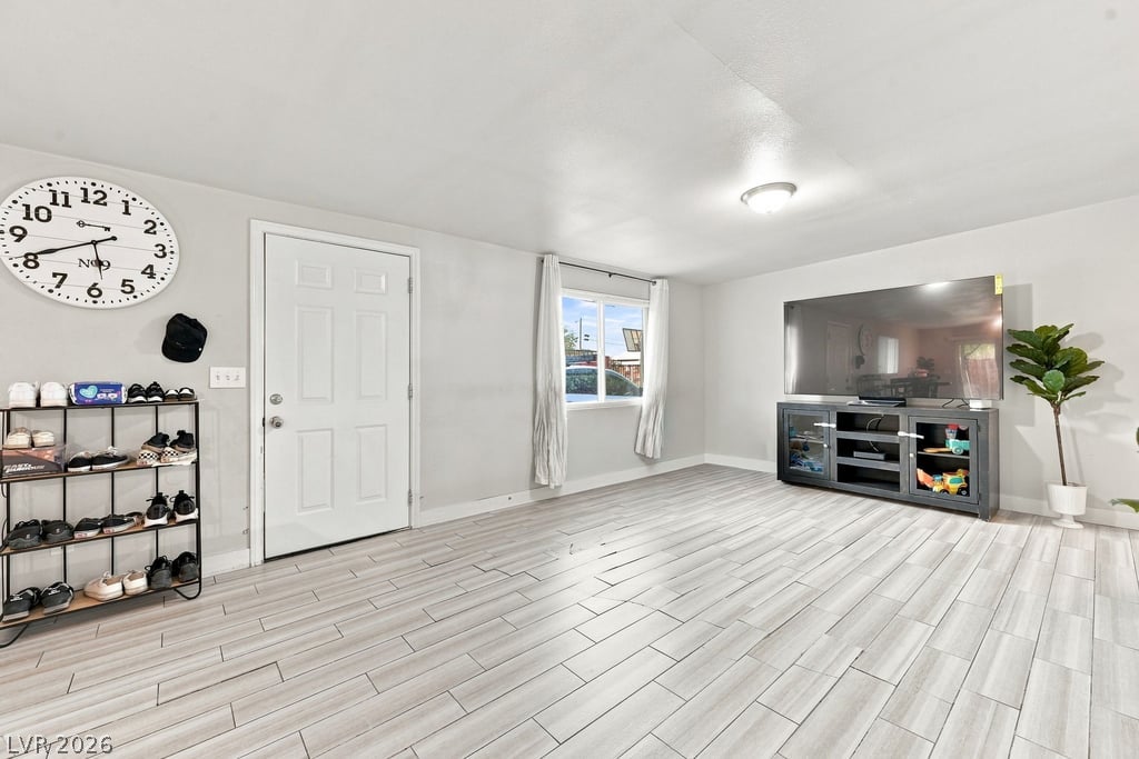 2545 Salt Lake Street Property Photo 20