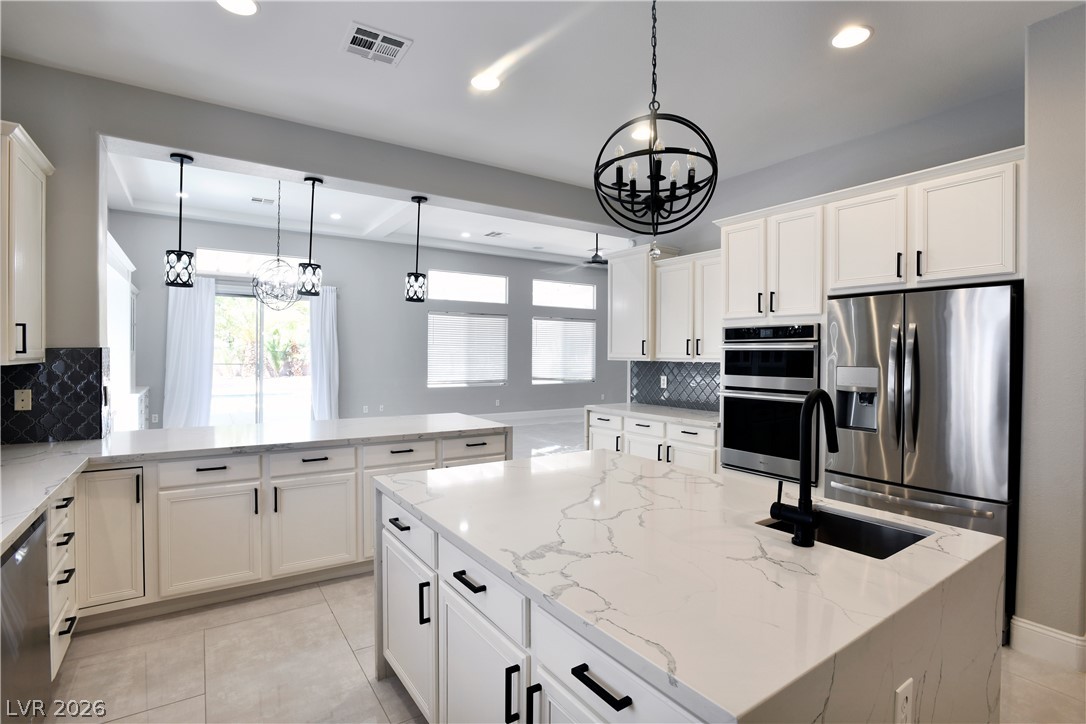 7008 Via Campanile Avenue Property Photo 6
