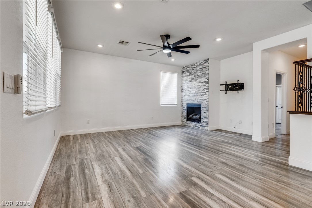 5525 Mesquite Creek Street Property Photo 11