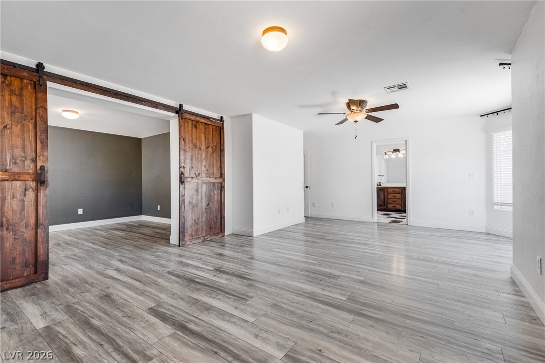 5525 Mesquite Creek Street Property Photo 27